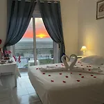 Stella Di Mare Local Guest house