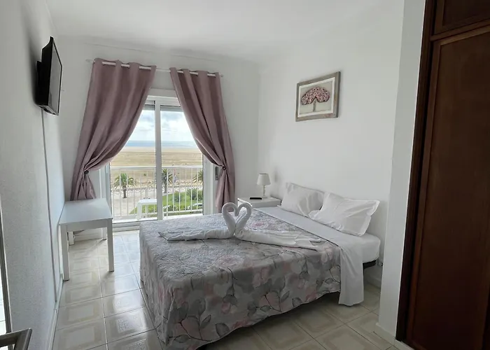 Stella Di Mare Local * フィゲイラ・ダ・フォズ